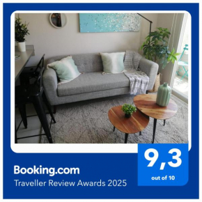 Hermoso departamento con piscina, muy cerca del centro, playas, malls, hipermercado, hospital y clínicas